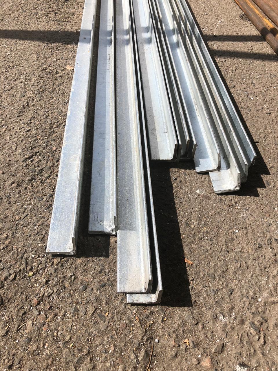 Уголок алюминиевый 200x20x3x6000 АД31Т1